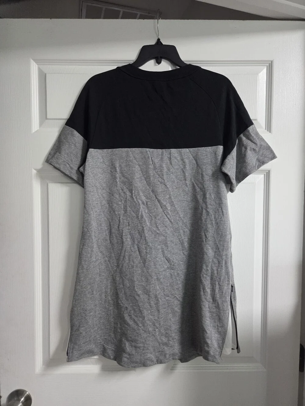 Nike Women's Gray & Black Short-Sleeve Side Zip Dress Size M